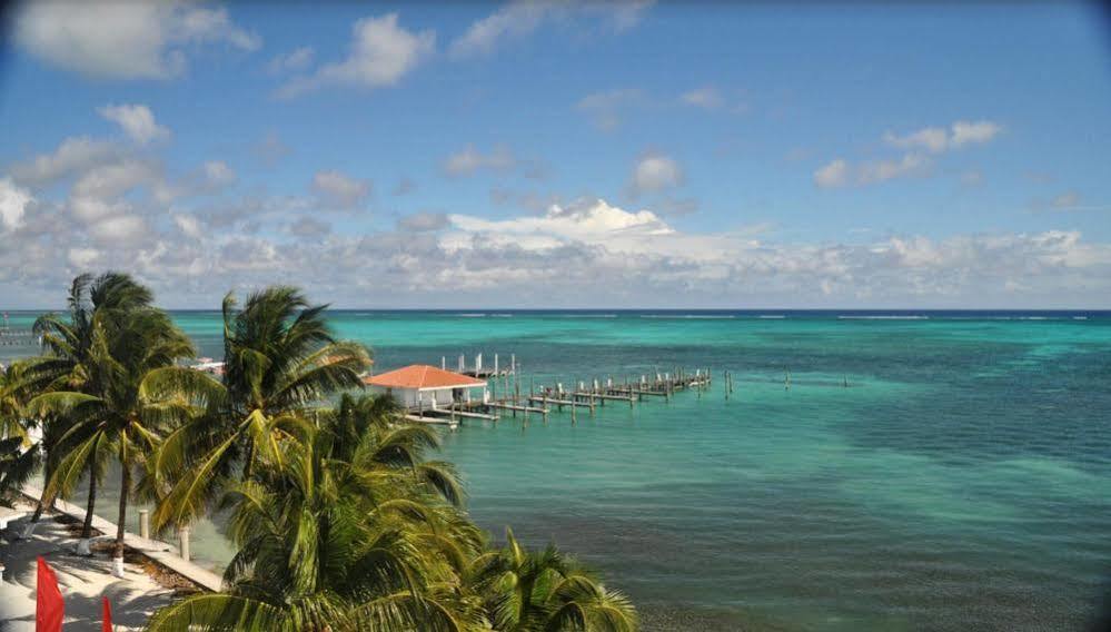 Sands Villas San Pedro  Exterior photo
